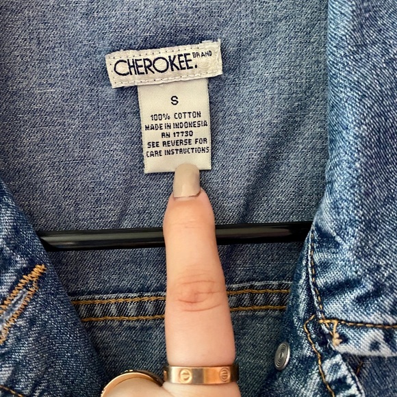 Jean jacket - Picture 5 of 6